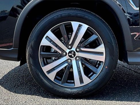 New 2025 Mitsubishi Outlander Sport SE image 30