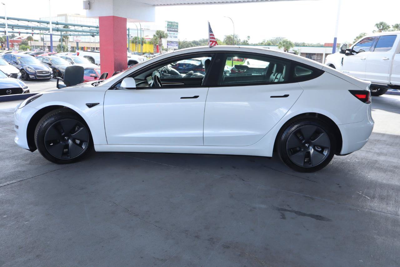 Used 2023 Tesla Model 3 Standard Range RWD image 10