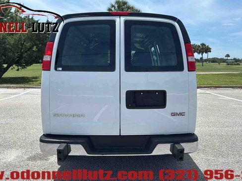 Used 2024 GMC Savana 2500 w/ Driver Convenience Package RWD image 9