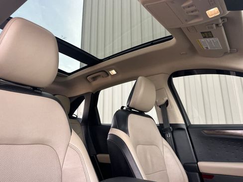 Used 2020 Ford Escape Titanium AWD/4WD image 17