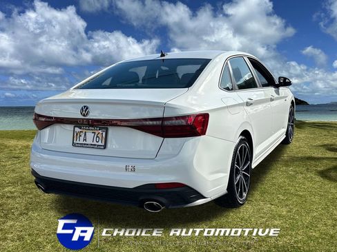 Used 2025 Volkswagen Jetta GLI Autobahn FWD image 7
