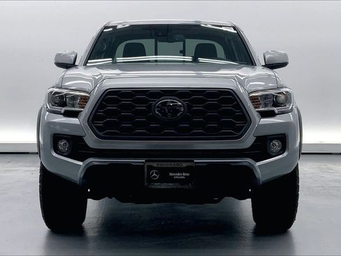 Used 2022 Toyota Tacoma TRD Off-Road image 7