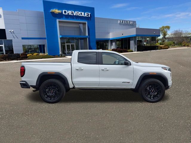 Used 2025 GMC Canyon AT4 AWD/4WD image 28