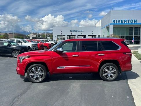 Used 2024 Toyota Sequoia Capstone AWD/4WD image 20