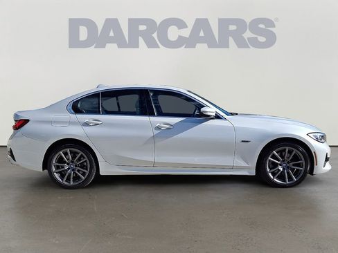 Used 2022 BMW 330e xDrive AWD/4WD image 7