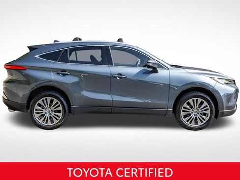Certified 2023 Toyota Venza XLE AWD/4WD image 4