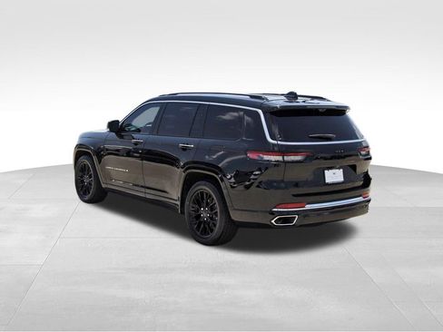 Used 2023 Jeep Grand Cherokee L Overland w/ Advanced Protech Group III AWD/4WD image 3