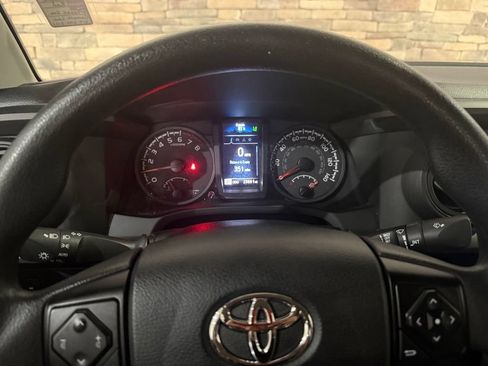 Used 2023 Toyota Tacoma SR AWD/4WD image 15