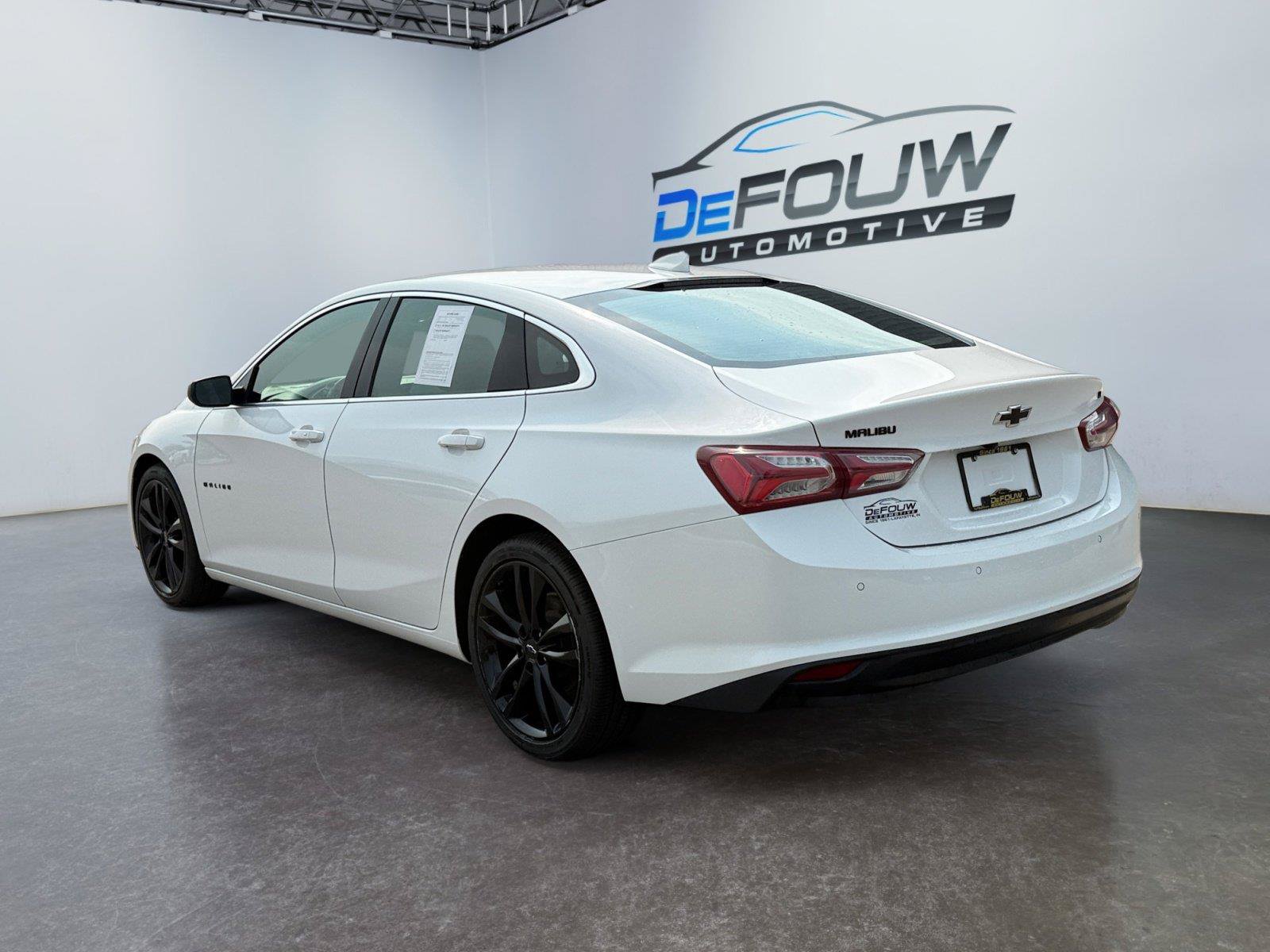 Used 2024 Chevrolet Malibu LT w/ Sport Edition FWD image 5
