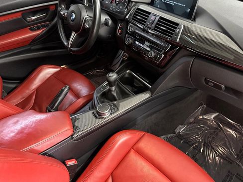 Used 2016 BMW M3 RWD image 34