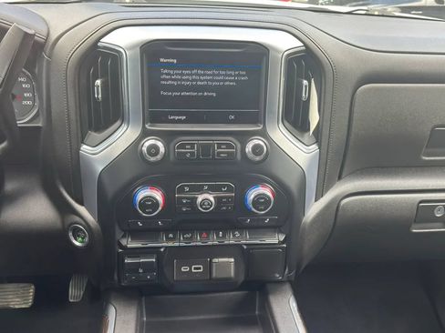 Used 2021 GMC Sierra 1500 Elevation w/ X31 Off-Road Package AWD/4WD image 17