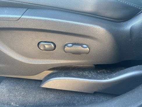 Used 2019 Buick Encore Preferred w/ Safety Package image 16