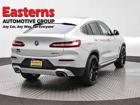 Used 2023 BMW X4 xDrive30i w/ Premium Package AWD/4WD image 5