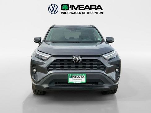 Used 2022 Toyota RAV4 XLE Premium image 8