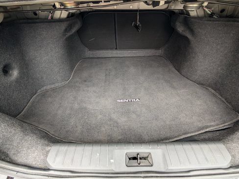 Used 2023 Nissan Sentra S FWD image 17