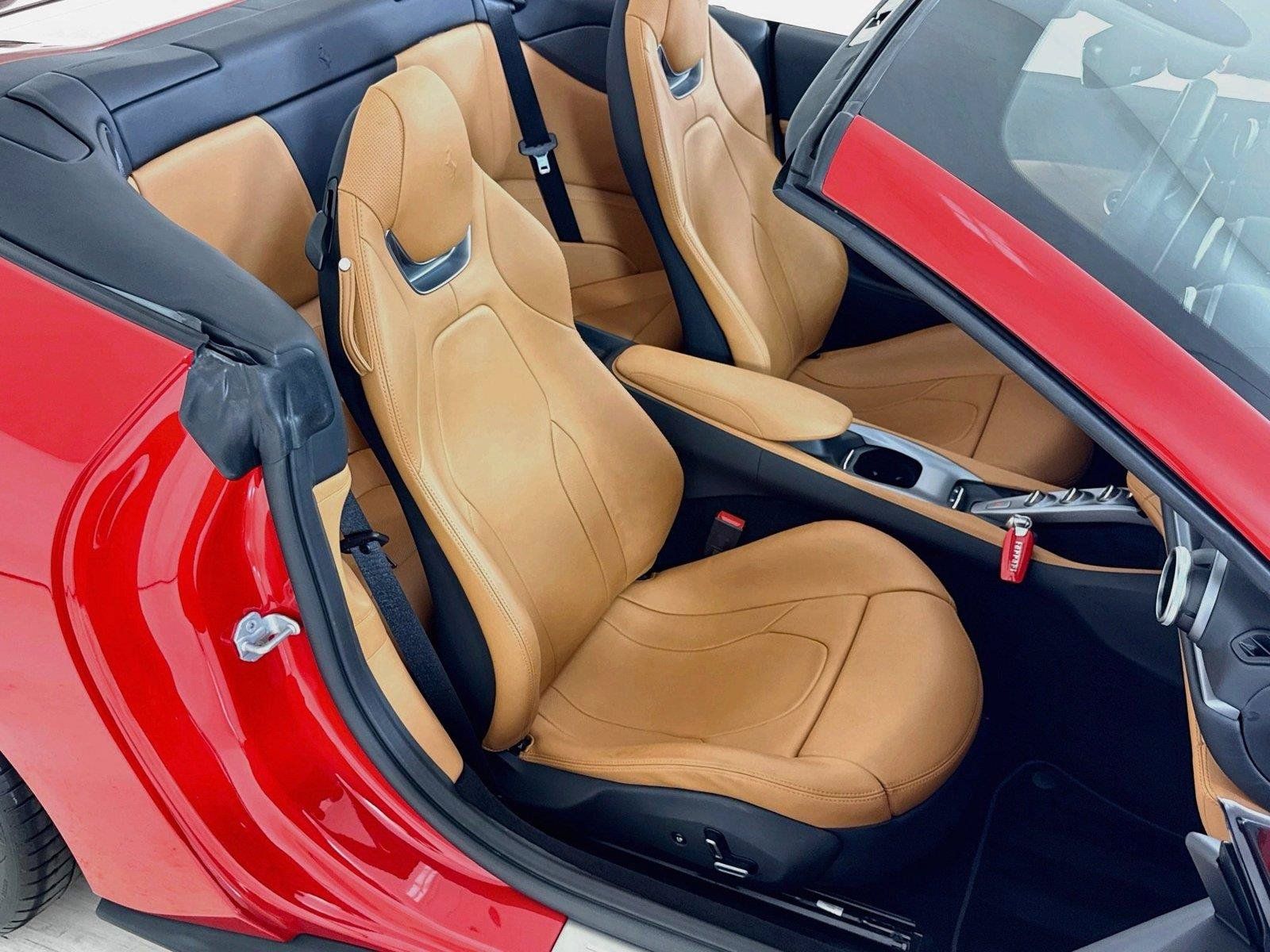 Used 2023 Ferrari Portofino M RWD image 26