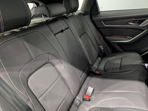 New 2026 Jaguar F-PACE R-Dynamic S image 25