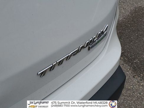 Used 2020 Ford Edge Titanium image 33