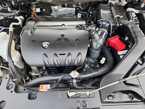 Used 2017 Mitsubishi Lancer ES FWD image 22