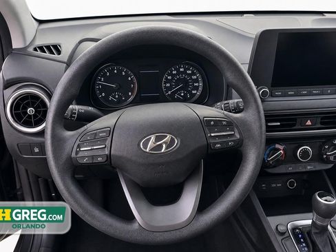 Used 2022 Hyundai Kona SE w/ Cargo Package FWD image 11