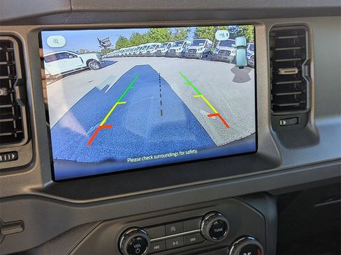 New 2025 Ford Bronco Badlands image 24