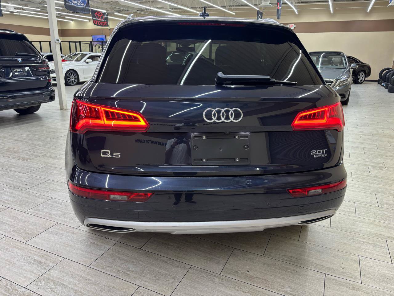 Used 2018 Audi Q5 2.0T Premium Plus w/ Premium Plus Package AWD/4WD image 5