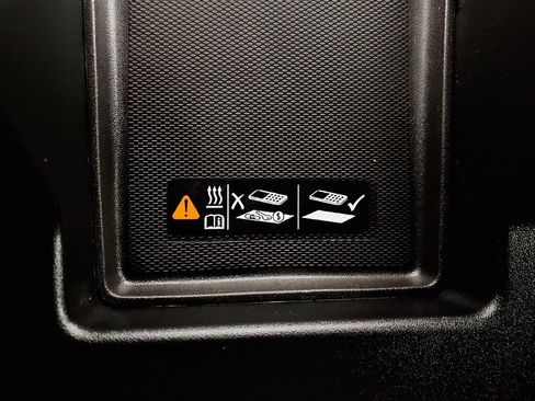 Used 2024 Chevrolet Silverado 2500 High Country w/ High Country Premium Package image 25