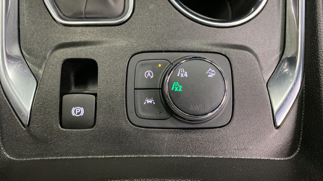 Used 2023 Chevrolet Traverse LS w/ Safety Package AWD/4WD image 19