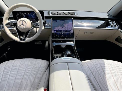 Used 2023 Mercedes-Benz S 580 4MATIC Sedan image 16