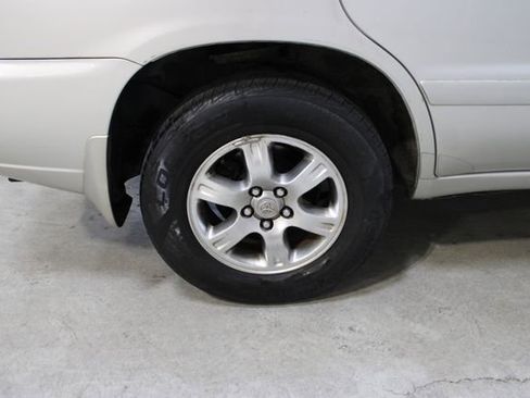 Used 2005 Toyota Highlander V6 AWD/4WD image 33