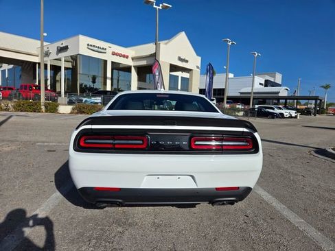 Used 2023 Dodge Challenger SRT Hellcat image 6