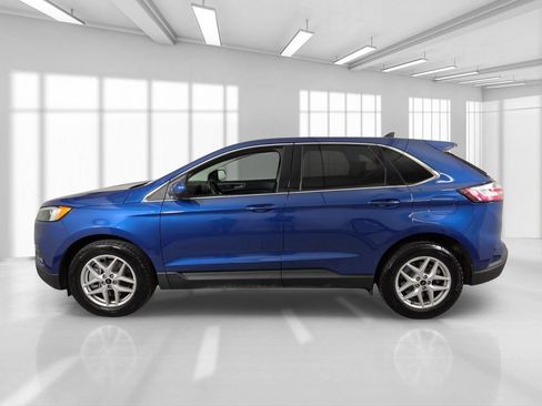 Used 2024 Ford Edge SEL w/ Convenience Package AWD/4WD image 4