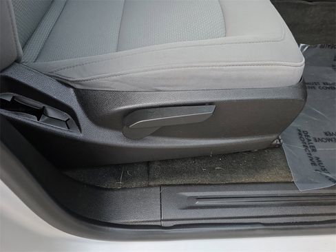 Used 2018 Chevrolet Colorado W/T w/ WT Convenience Package image 37