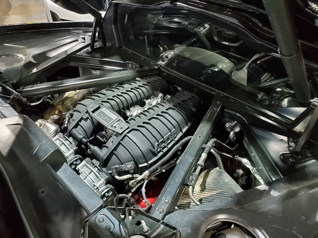Used 2025 Chevrolet Corvette Z06 RWD image 41