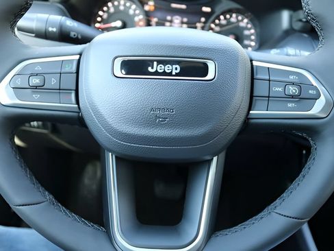 New 2026 Jeep Compass Latitude AWD/4WD image 20