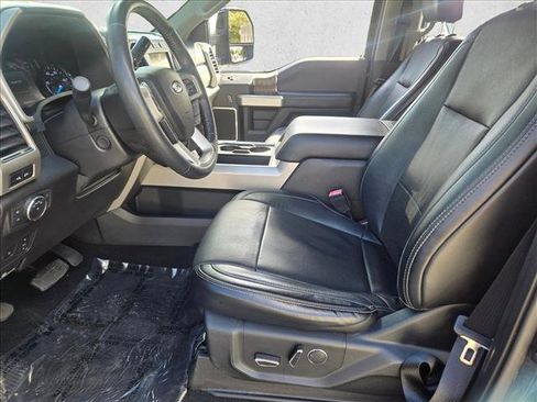 Used 2018 Ford F250 Lariat w/ Lariat Ultimate Package image 16