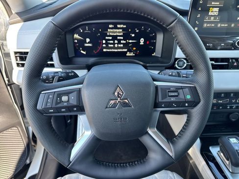 New 2026 Mitsubishi Outlander SEL FWD image 8