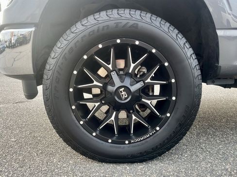 Used 2021 Ford F150 XLT w/ Equipment Group 302A High image 9