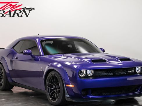 Used 2023 Dodge Challenger SRT Hellcat image 7