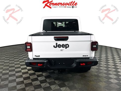 New 2025 Jeep Gladiator Rubicon w/ Convenience Group image 6