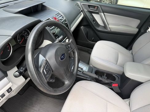 Used 2016 Subaru Forester 2.5i Premium w/ All-Weather Package AWD/4WD image 11
