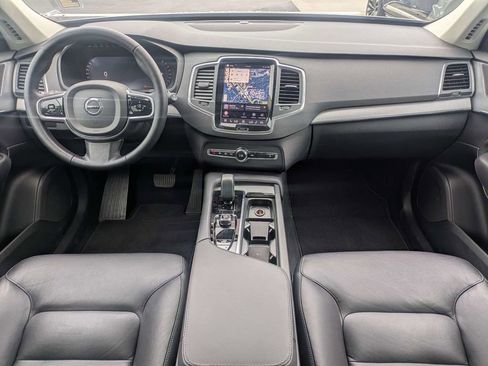 Certified 2025 Volvo XC90 B5 Core AWD/4WD image 20