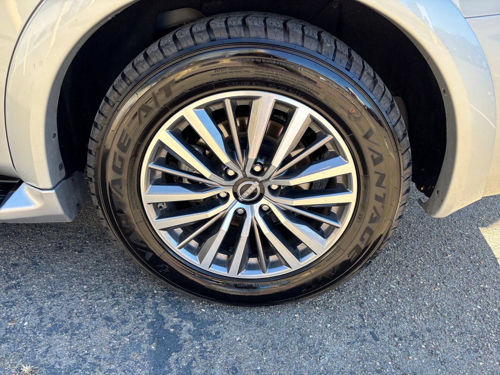 Used 2024 Nissan Armada SL RWD image 34