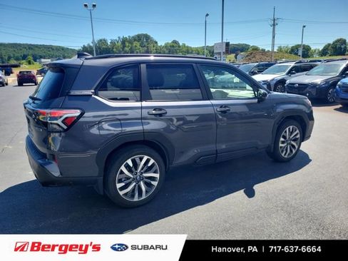 Used 2025 Subaru Forester Touring w/ Popular Package - Touring AWD/4WD image 4