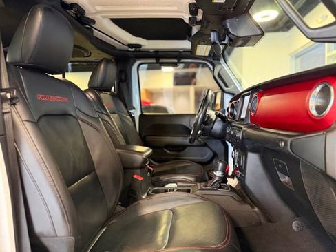 Used 2020 Jeep Gladiator Rubicon image 23