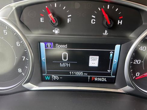 Used 2017 GMC Acadia SLT AWD/4WD image 28