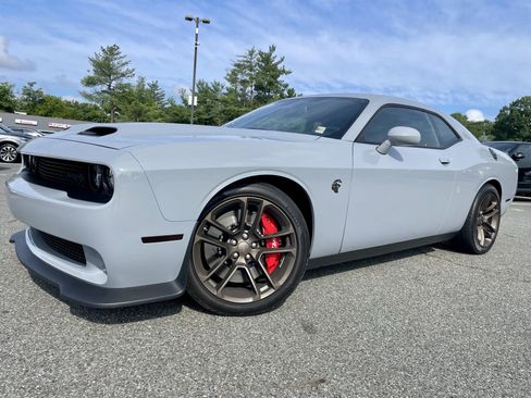 Used 2021 Dodge Challenger SRT Hellcat RWD image 33