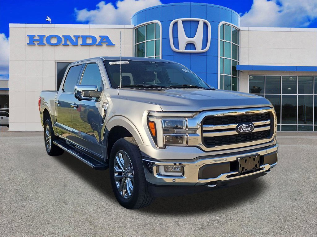 Used 2024 Ford F150 Lariat w/ Bed Utility Package AWD/4WD image 2