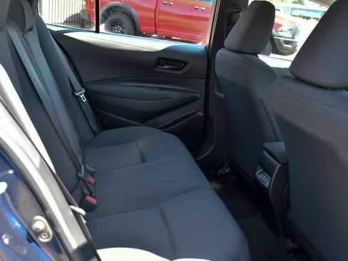 Used 2024 Toyota Corolla LE FWD image 38