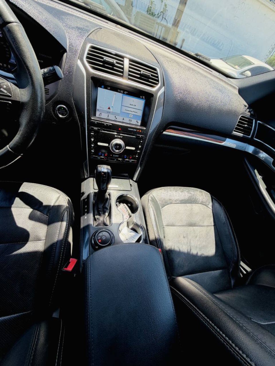 Used 2018 Ford Explorer Limited AWD/4WD image 18